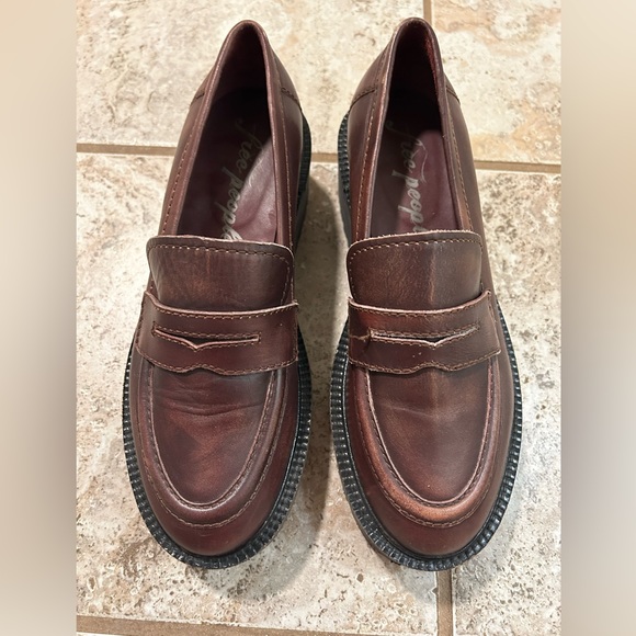 FREE PEOPLE Lyra Lug Platform Brown Loafers Size 38.5 / US 7.5 - Picture 6 of 7